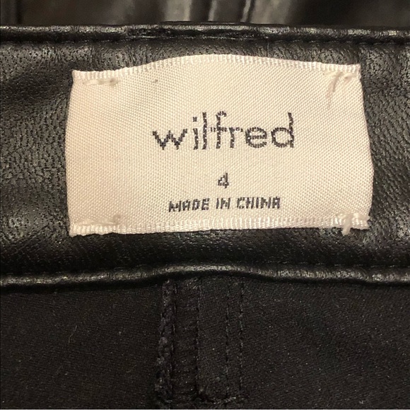 Wilfred black stretchy women's size 4 faux leather pants - Picture 2 of 10